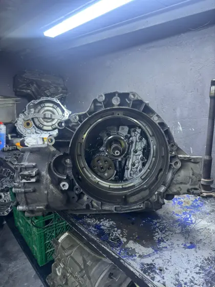AS-CAR Servis atölyesinde otomatik şanzıman ve motor mekanik çalışması — 33